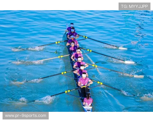 赛艇换桨频率：队员协调性如何影响航速？