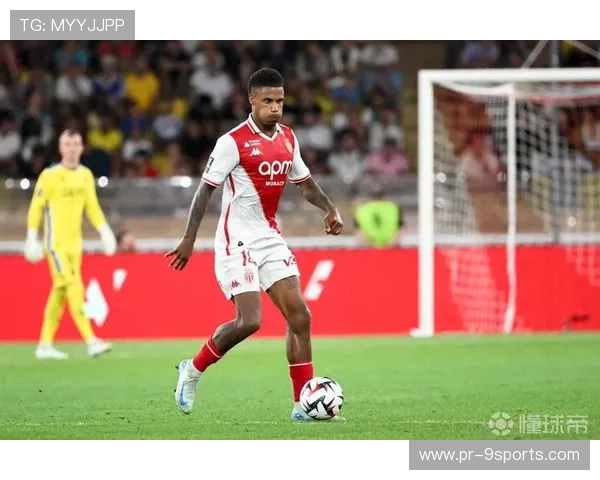 加拉塔萨雷持续加强右侧打击力度，迎接全新挑战